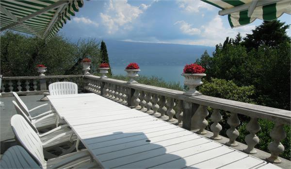 Villa Pinetina Gargnano Kültér fotó